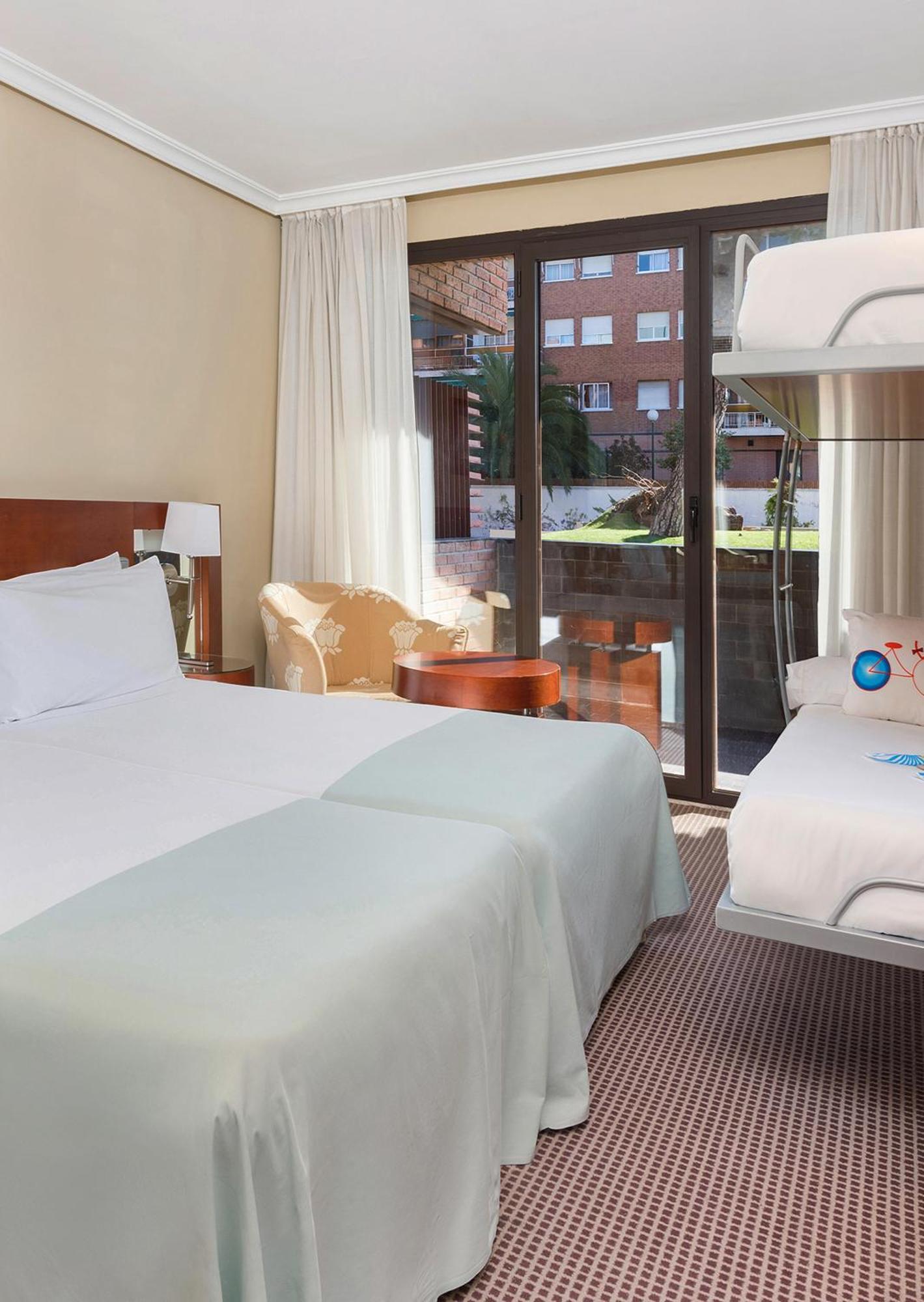 Hotel Madrid Alameda Aeropuerto, Affiliated by Meliá Esterno foto